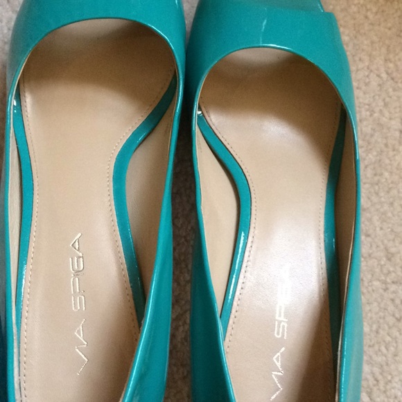 Via Spaga V-Alexis Turquoise Platform Heels - Picture 7 of 8